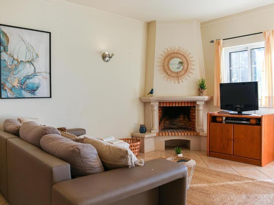 Joia Da Gale House - Pool And Garden & Bbq & Gale Beach Albufeira Ngoại thất bức ảnh